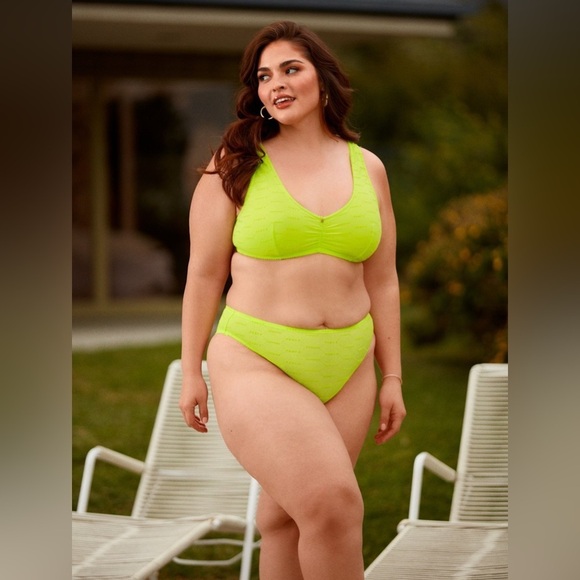 Savage X Fenty FLOCKED LOGO BRALETTE in Acid Lime - Picture 1 of 10